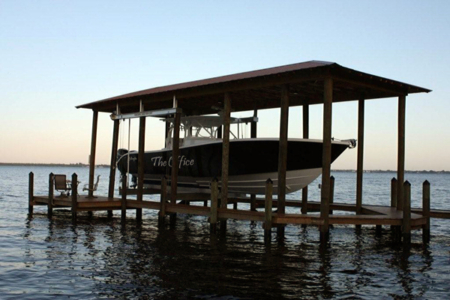 Boathouse Boat Lifts
